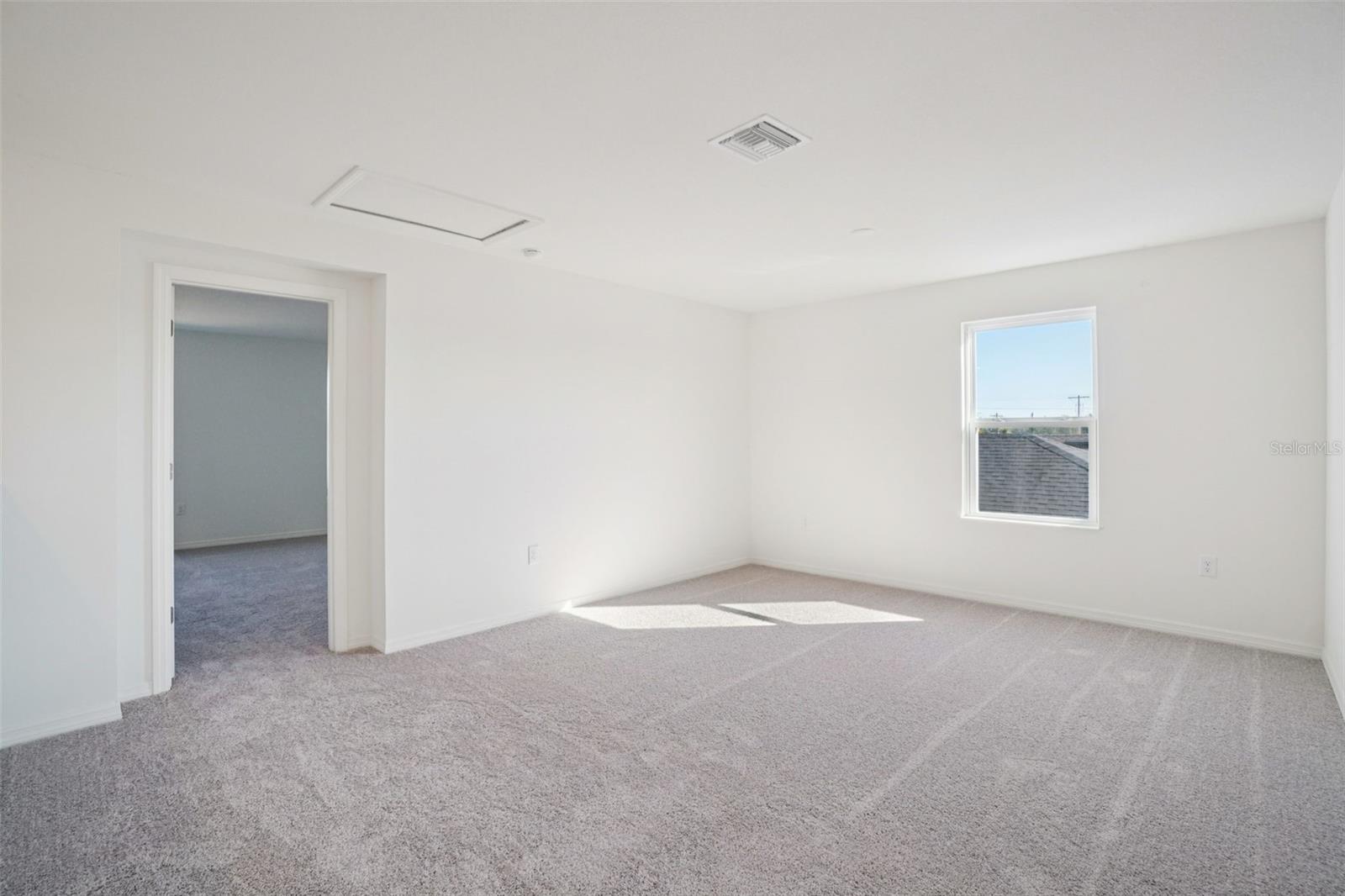 Image 5 of 7 For 3438 Canberra Place