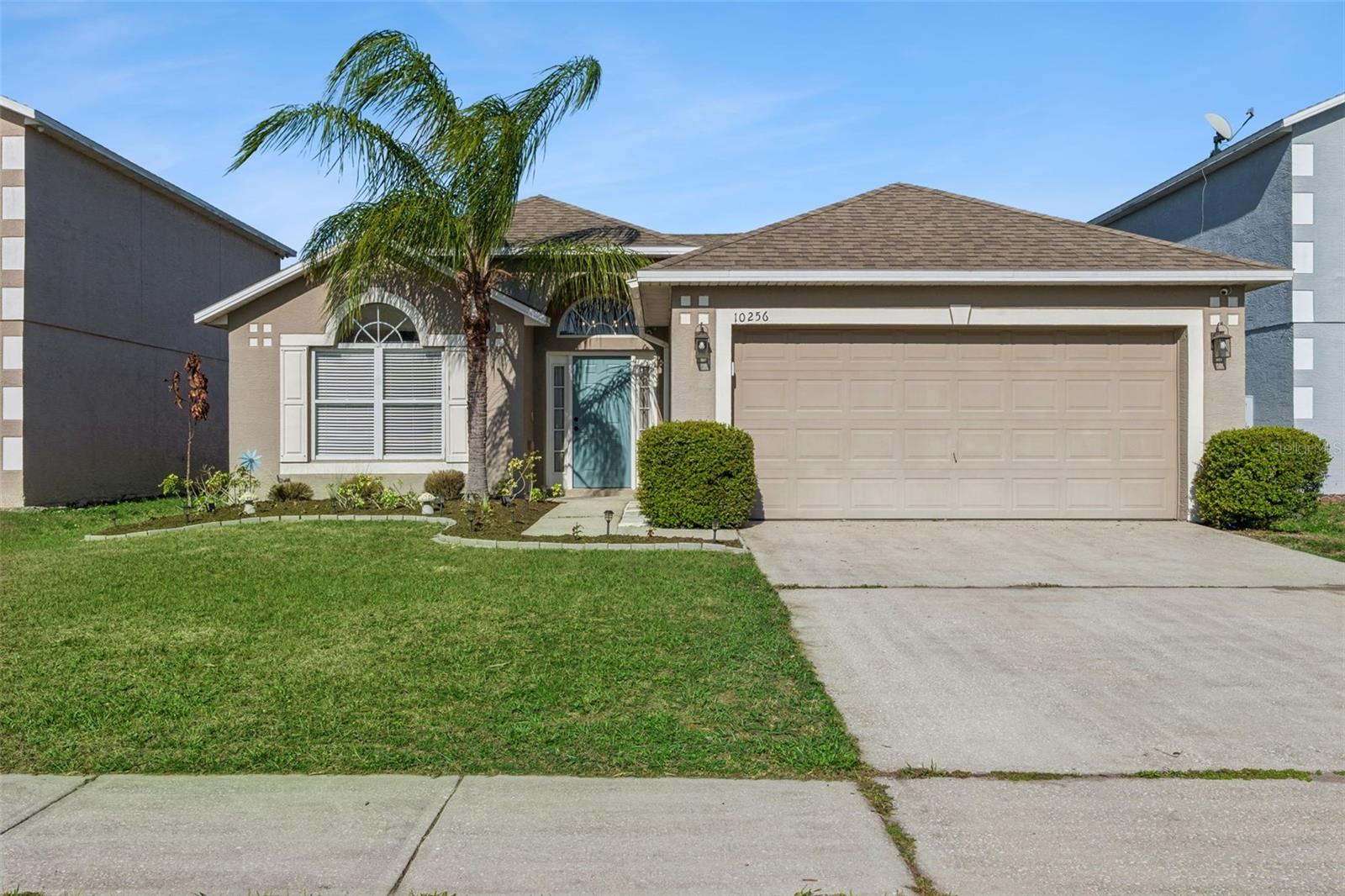 Image 2 of 61 For 10256 Laxton Street