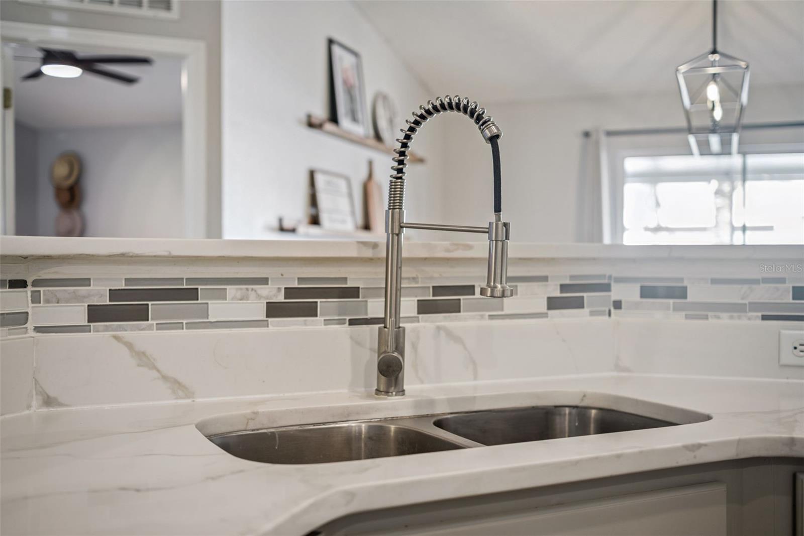 Image 20 of 61 For 10256 Laxton Street