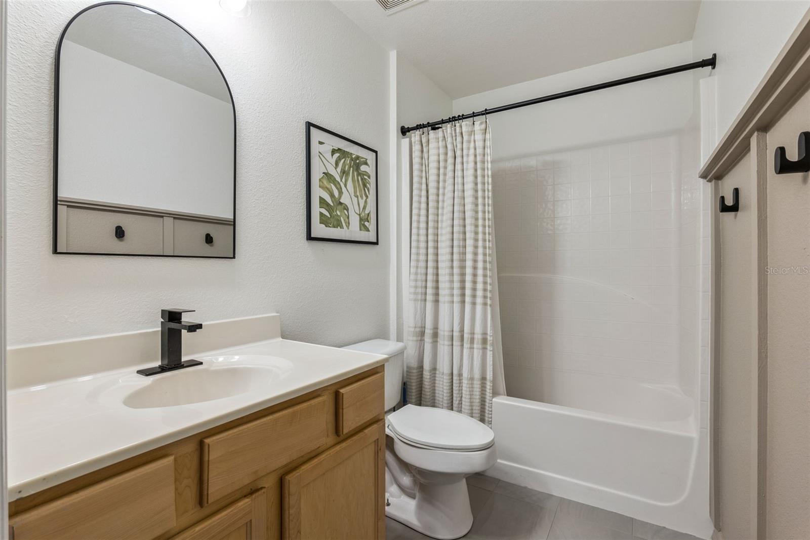 Image 28 of 61 For 10256 Laxton Street