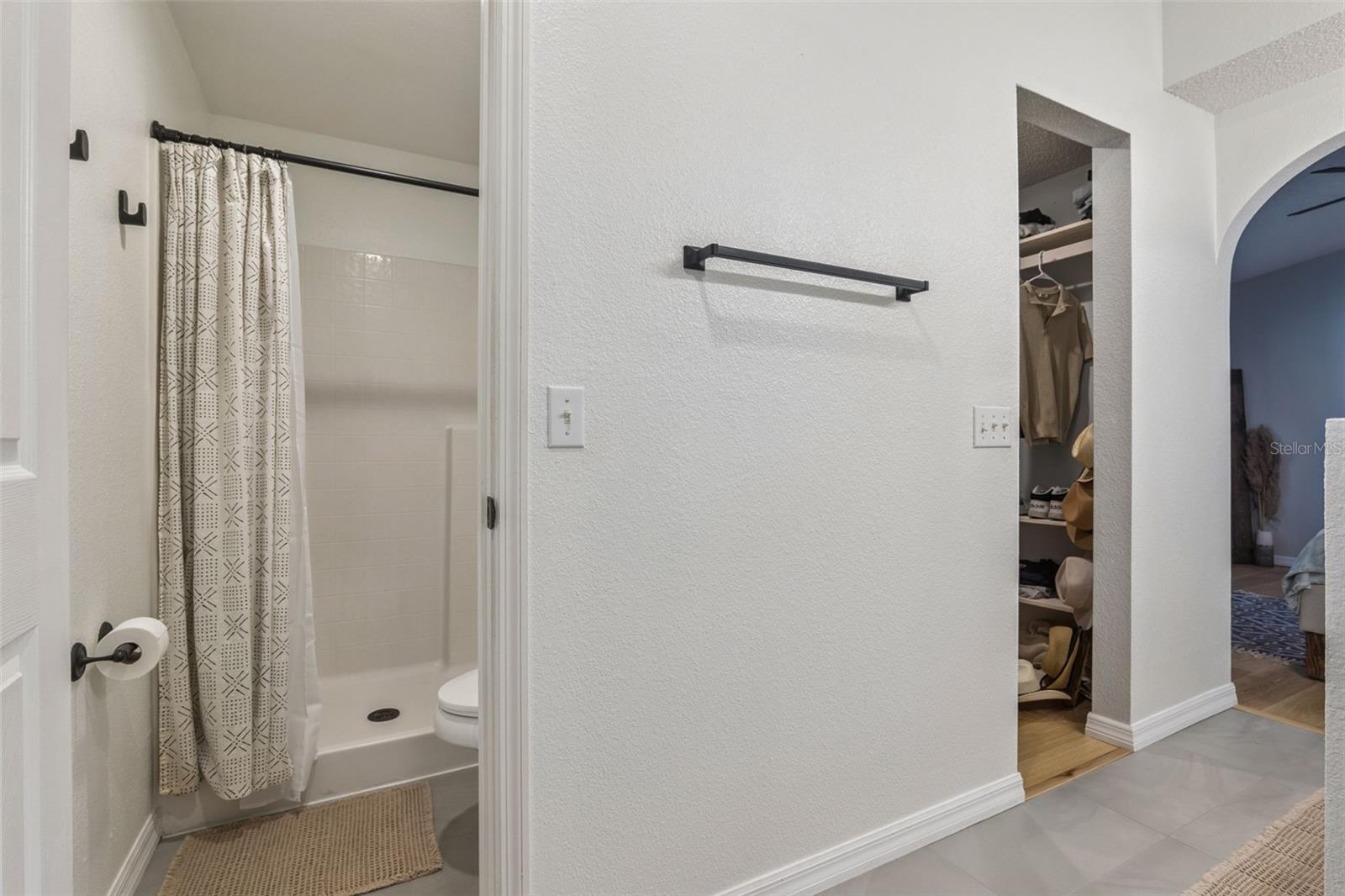 Image 31 of 61 For 10256 Laxton Street