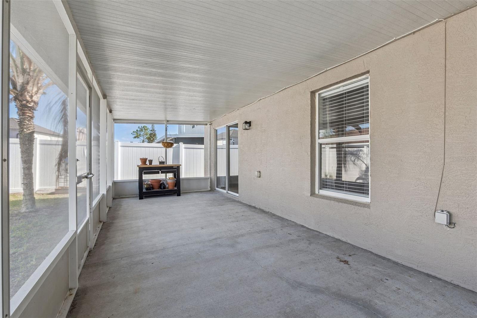 Image 37 of 61 For 10256 Laxton Street