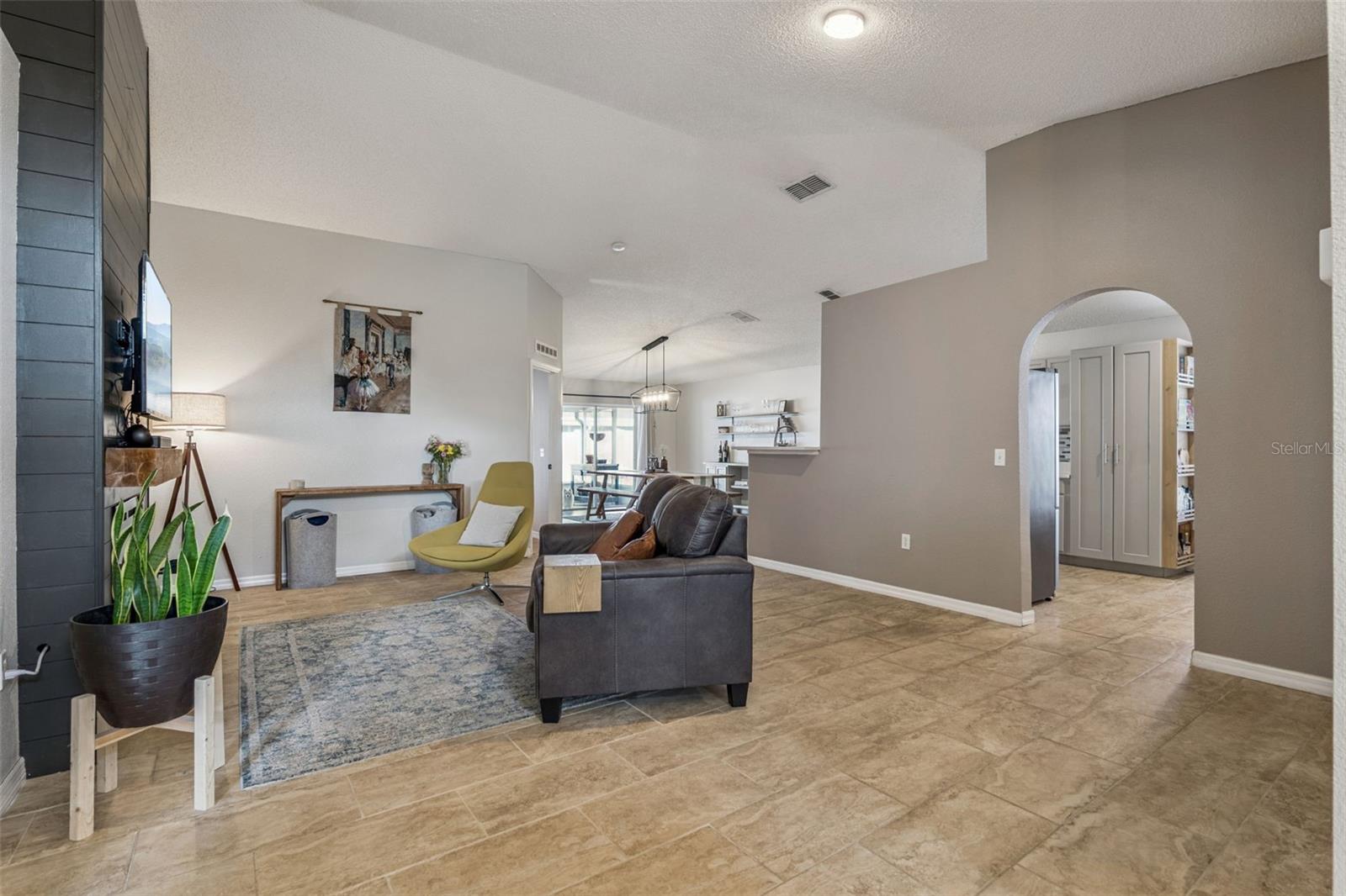 Image 7 of 61 For 10256 Laxton Street