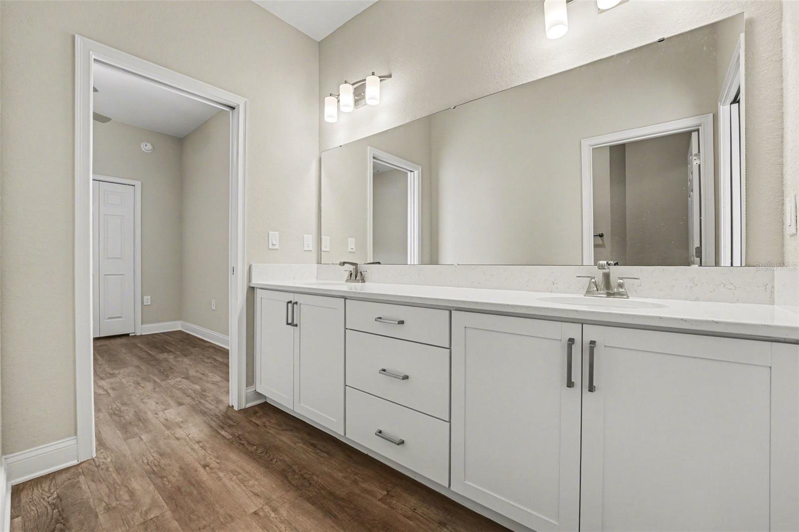 Image 21 of 30 For 3102 Kendal Way