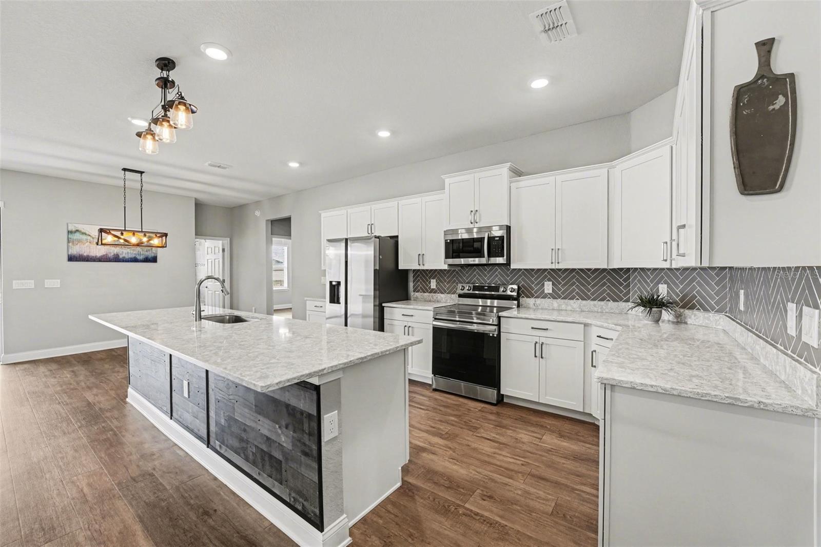 Image 8 of 30 For 3102 Kendal Way