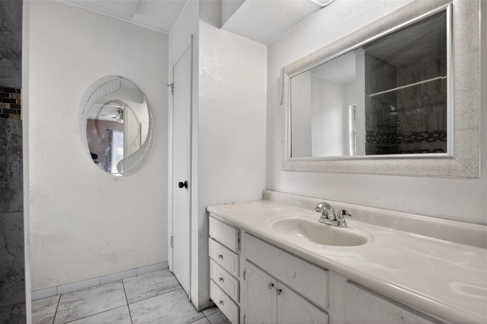 Image 15 of 26 For 175 Sheridan Avenue