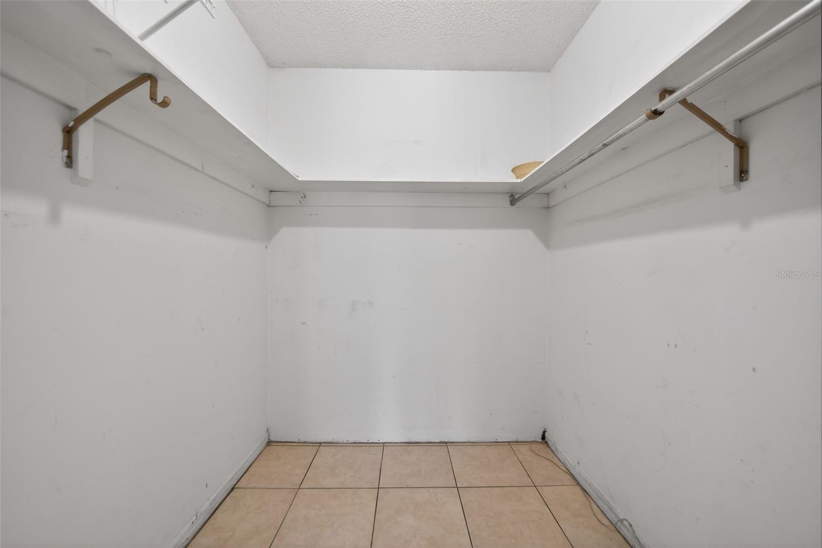 Image 16 of 26 For 175 Sheridan Avenue