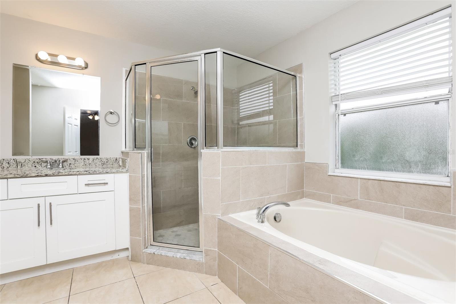 Image 10 of 17 For 207 Taranto Way