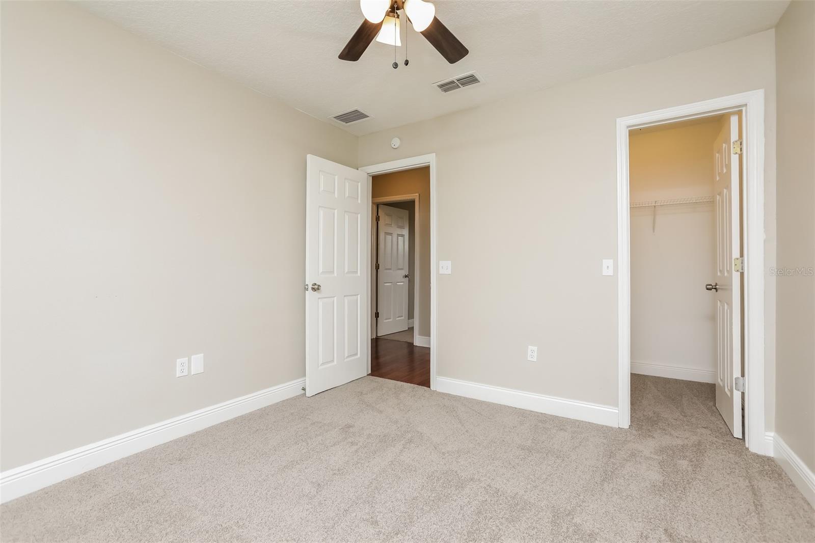 Image 13 of 17 For 207 Taranto Way