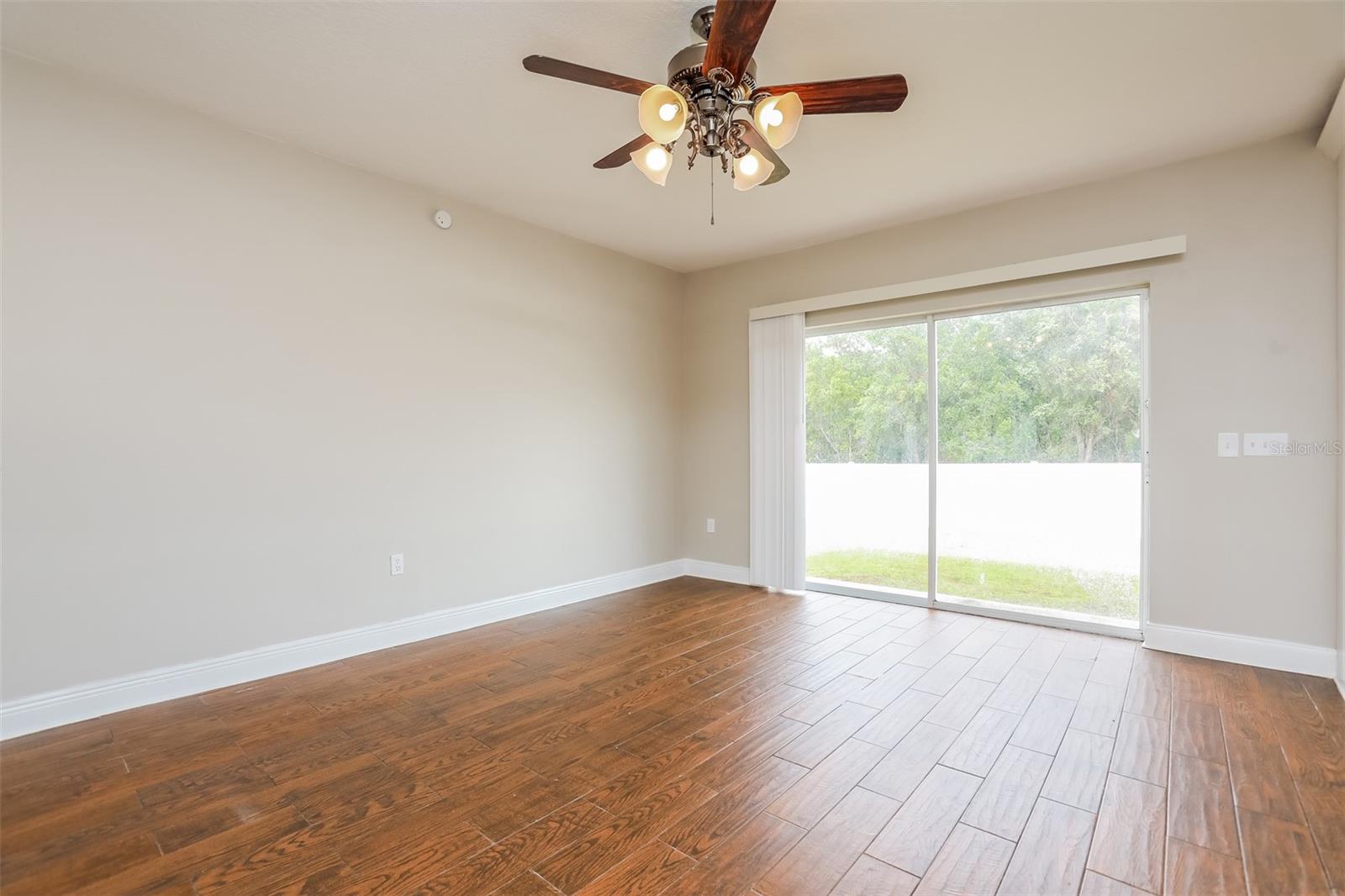 Image 2 of 17 For 207 Taranto Way