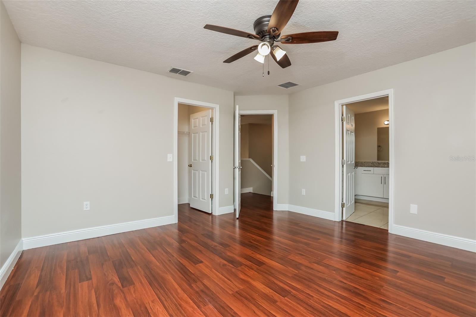 Image 9 of 17 For 207 Taranto Way