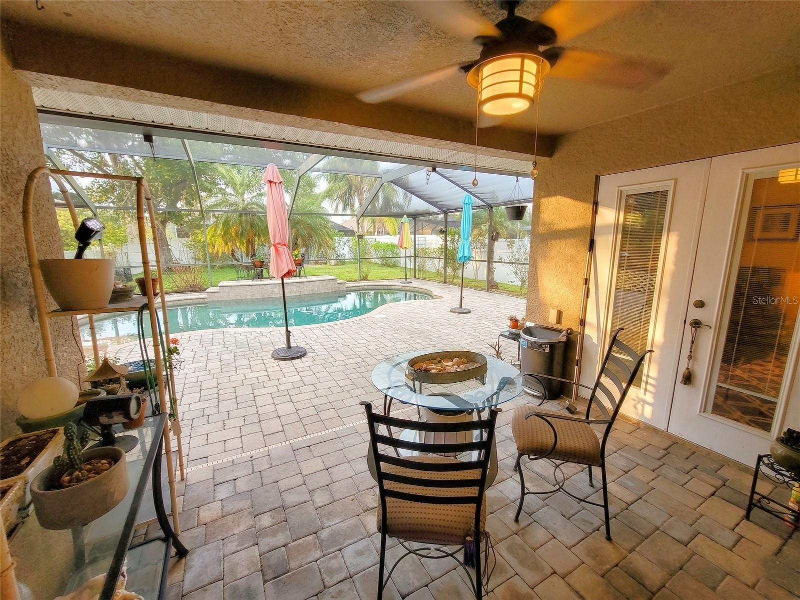 Listing photo id 35 for 1001 Torreya Way