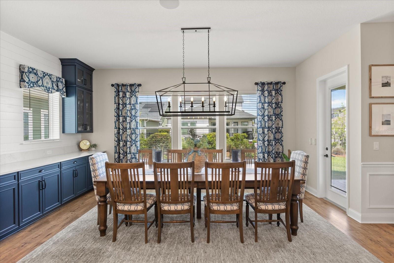 Image 12 of 44 For 6539 Quest Street