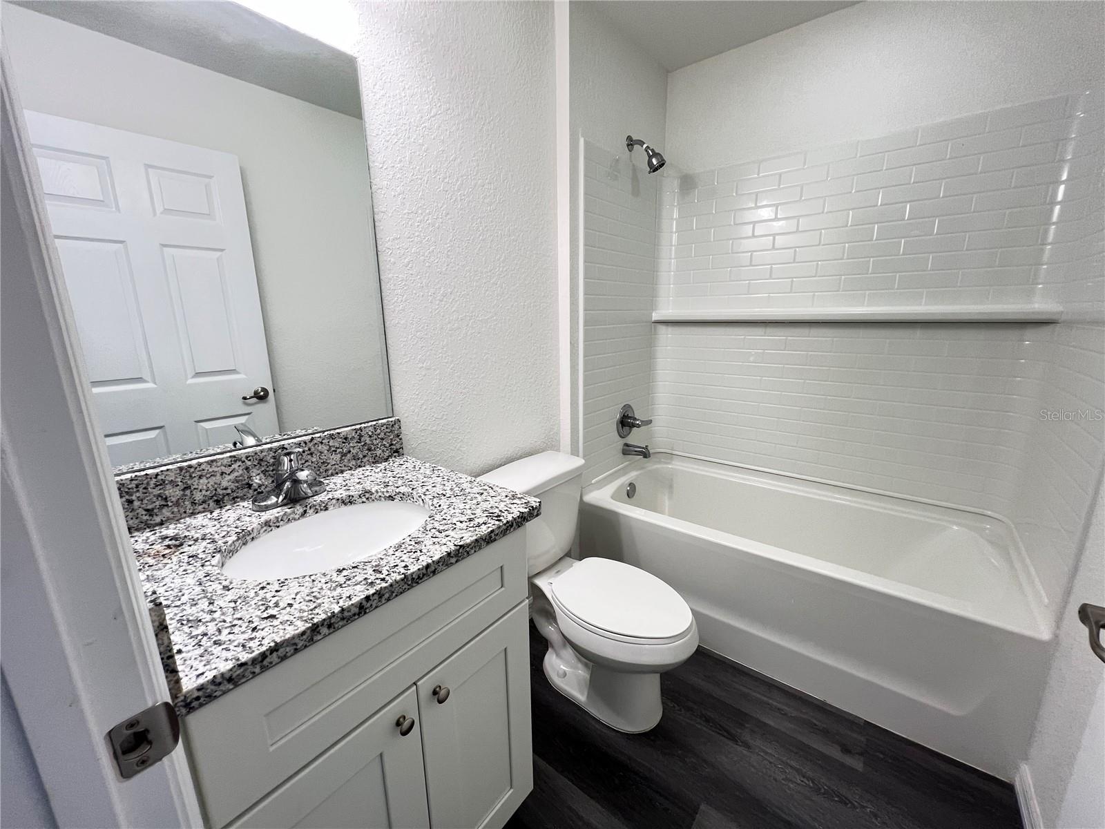 Image 17 of 24 For 297 Malauka Loop