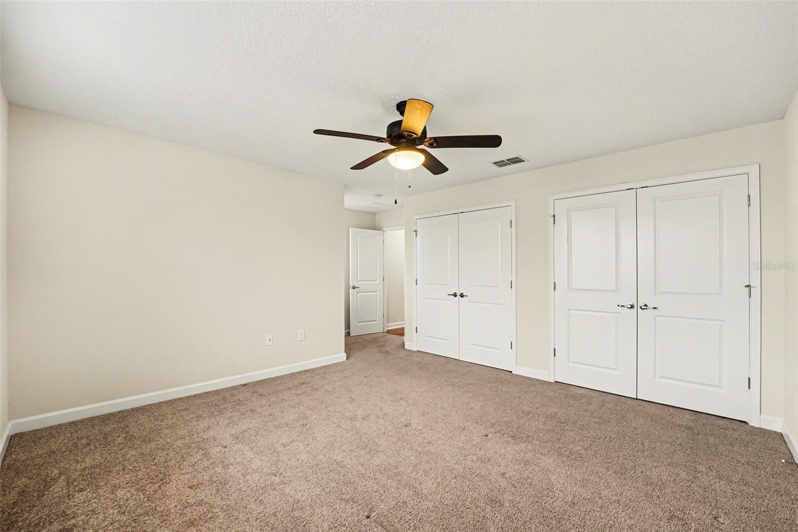 Image 19 of 34 For 3074 White Horse Court