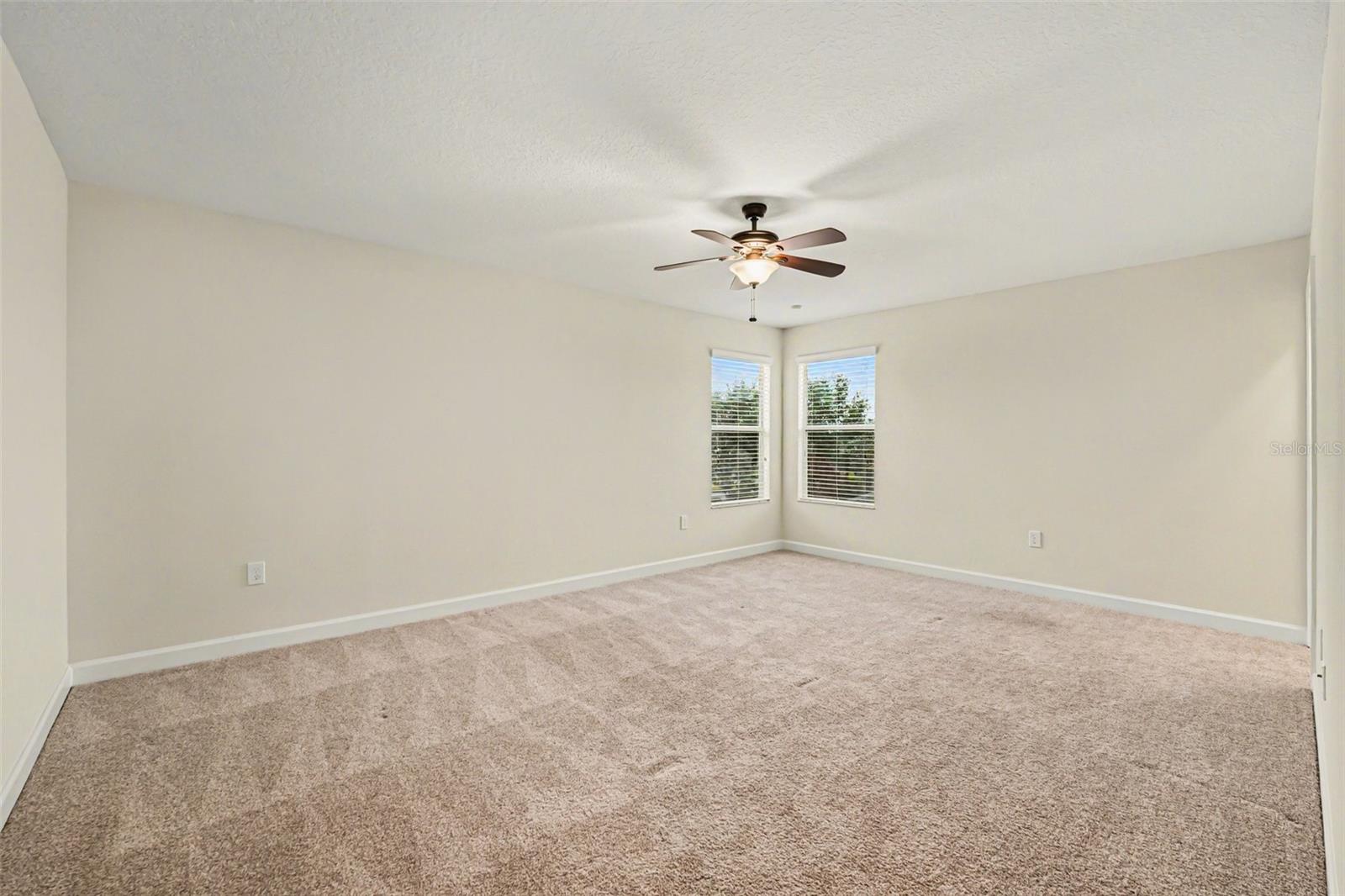 Image 24 of 34 For 3074 White Horse Court