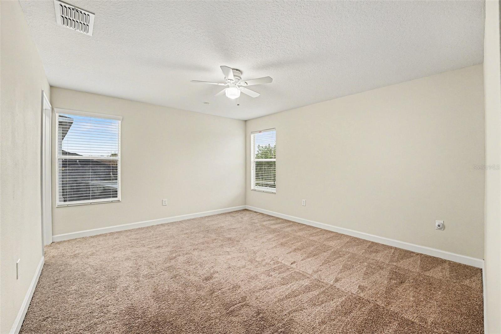 Image 25 of 34 For 3074 White Horse Court