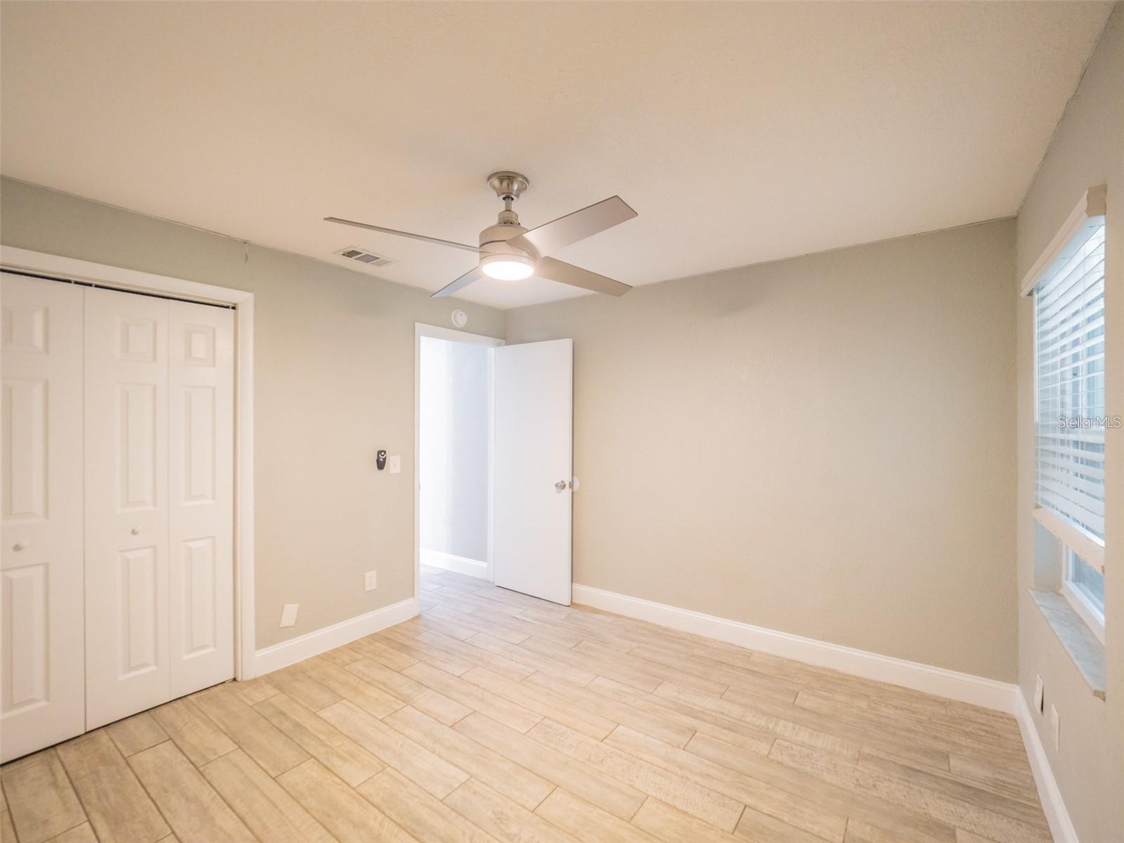 Image 25 of 33 For 2419 Rio Pinar Lakes Boulevard