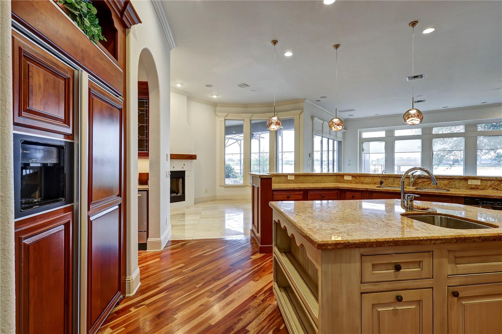 Image 12 of 41 For 9143 Southern Breeze Drive