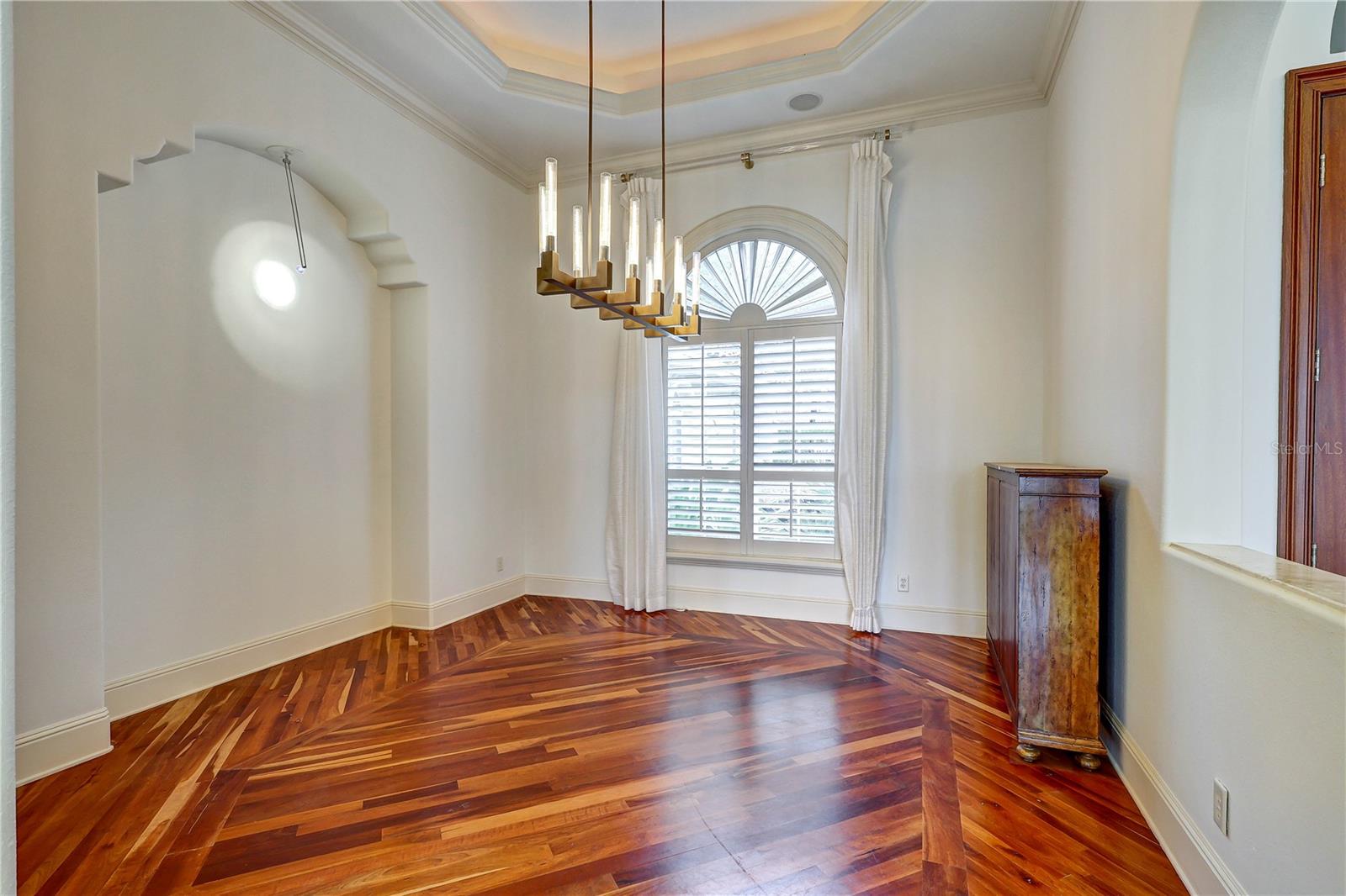 Image 13 of 41 For 9143 Southern Breeze Drive