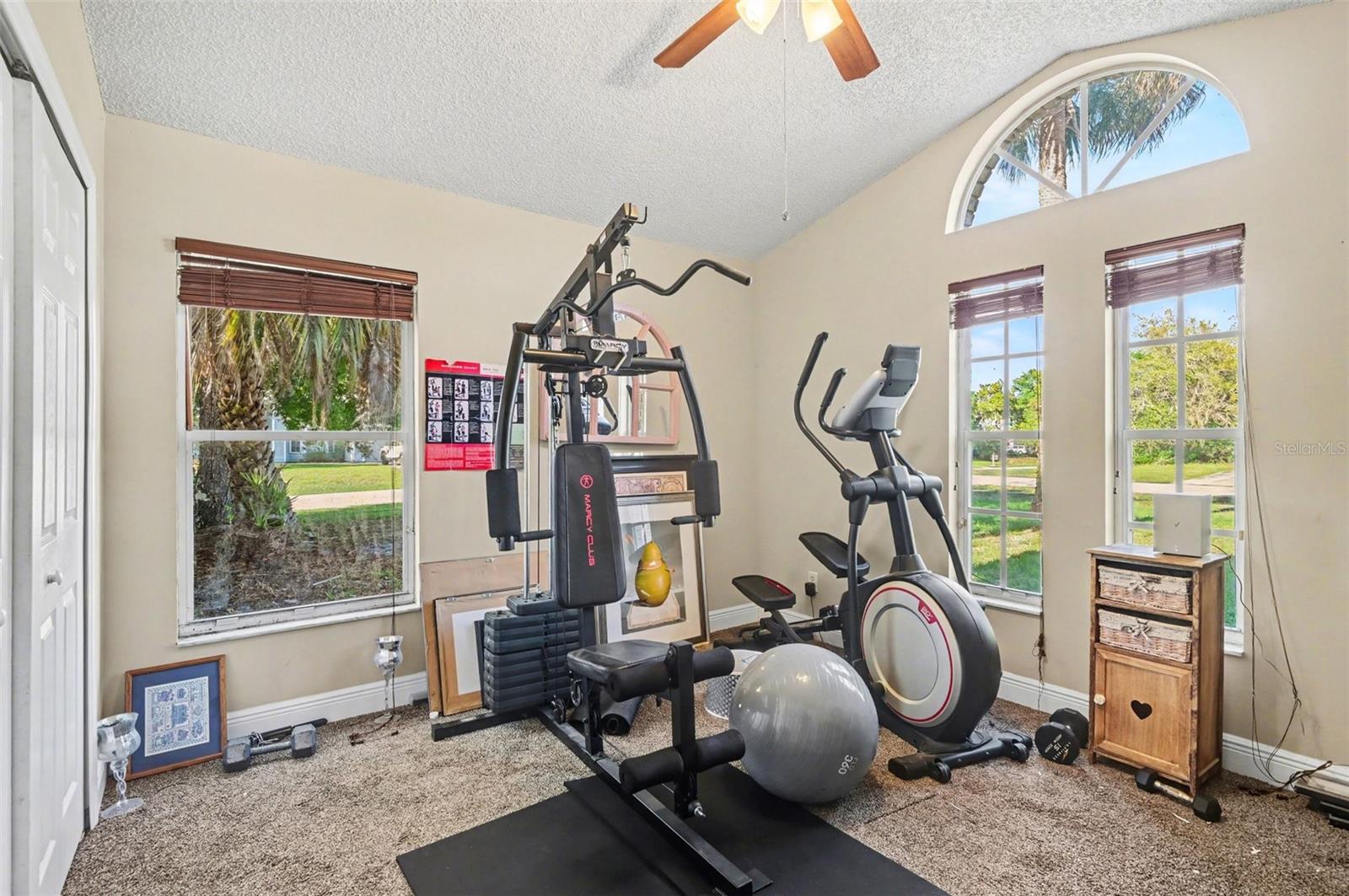 Image 19 of 30 For 550 Kangley Avenue