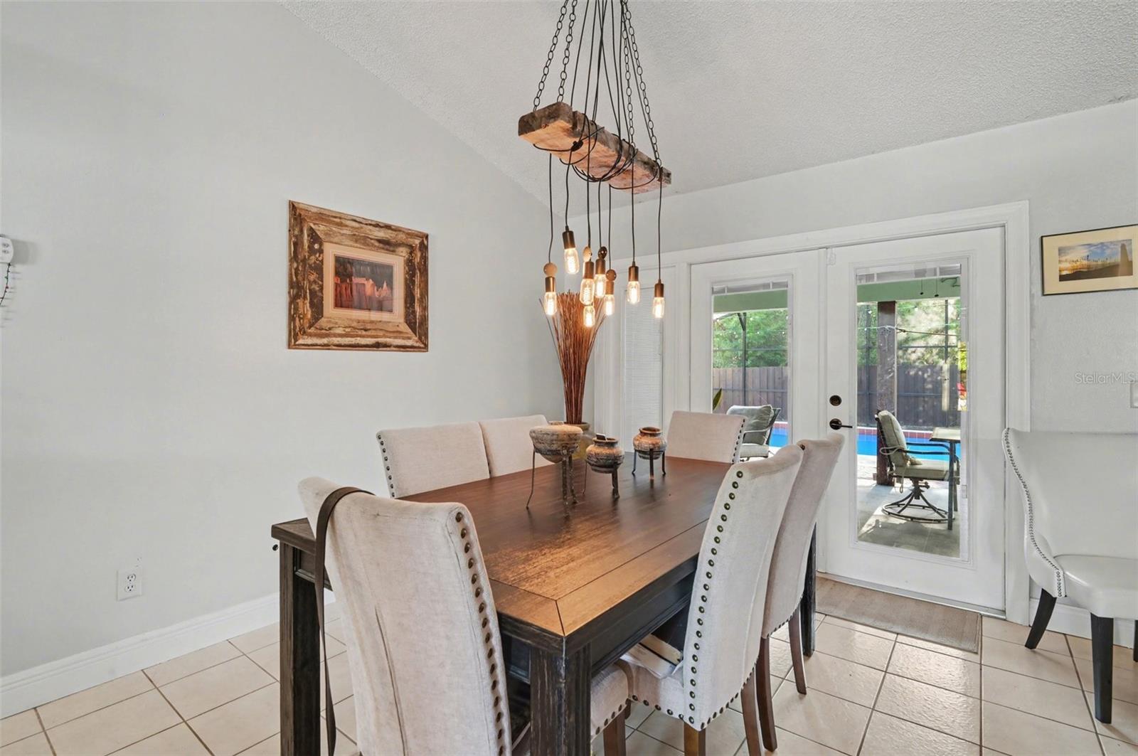 Image 7 of 30 For 550 Kangley Avenue