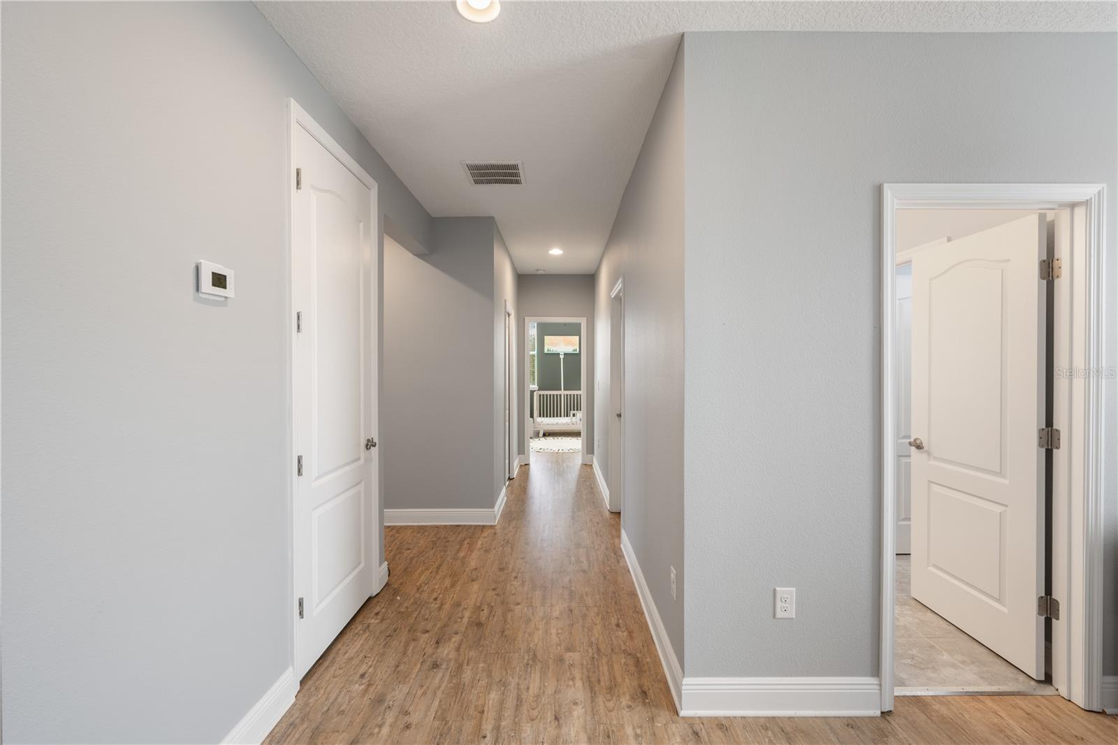 Image 27 of 31 For 15713 Sweet Limetta Drive