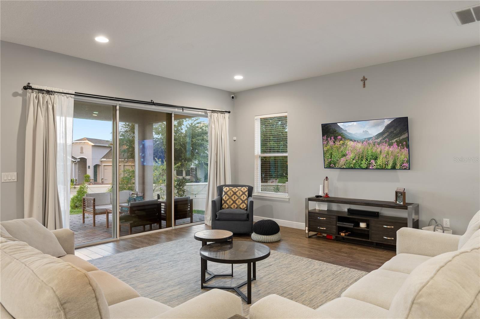 Image 9 of 31 For 15713 Sweet Limetta Drive