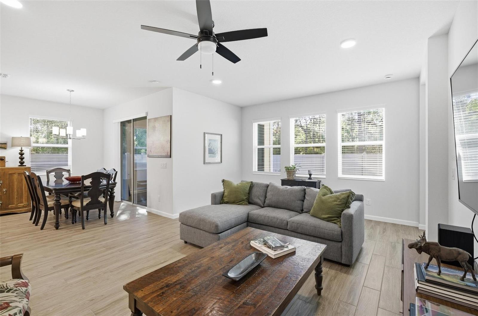 Image 40 of 76 For 5268 Prairie Preserve Run