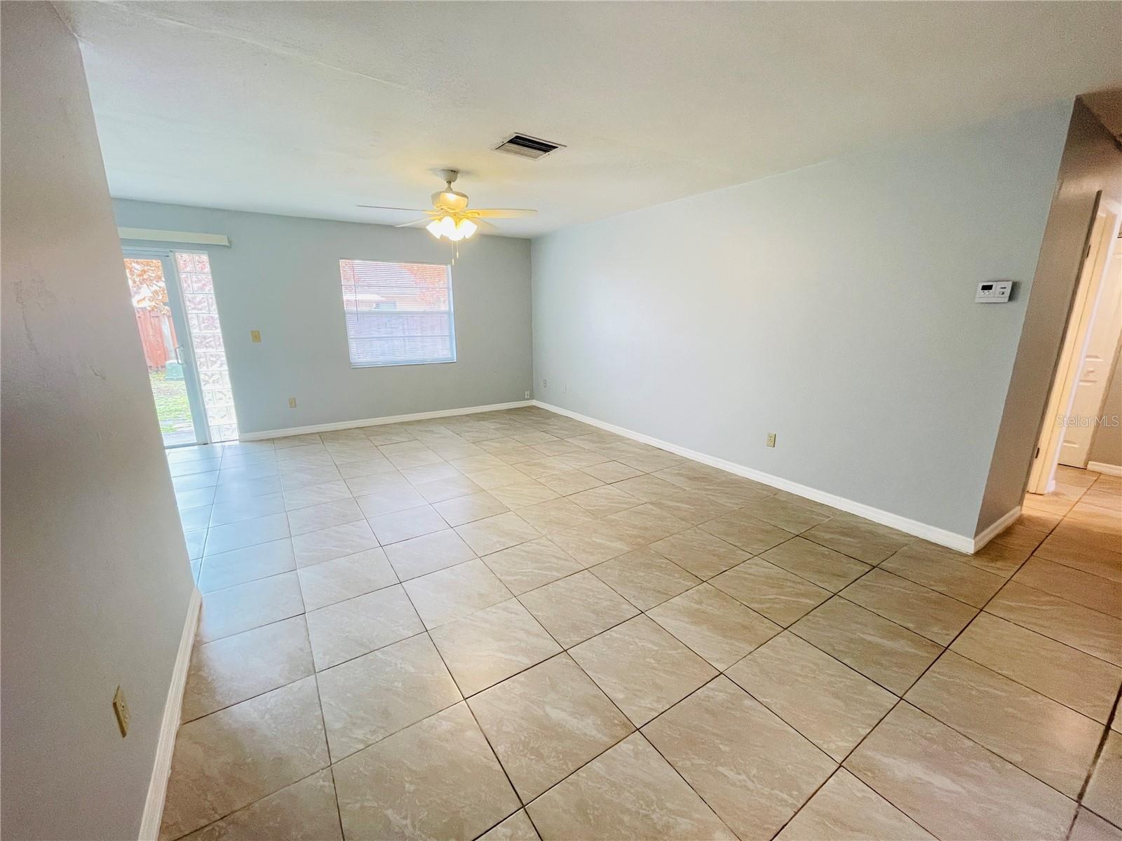 Image 10 of 25 For 11014 Knollview Way