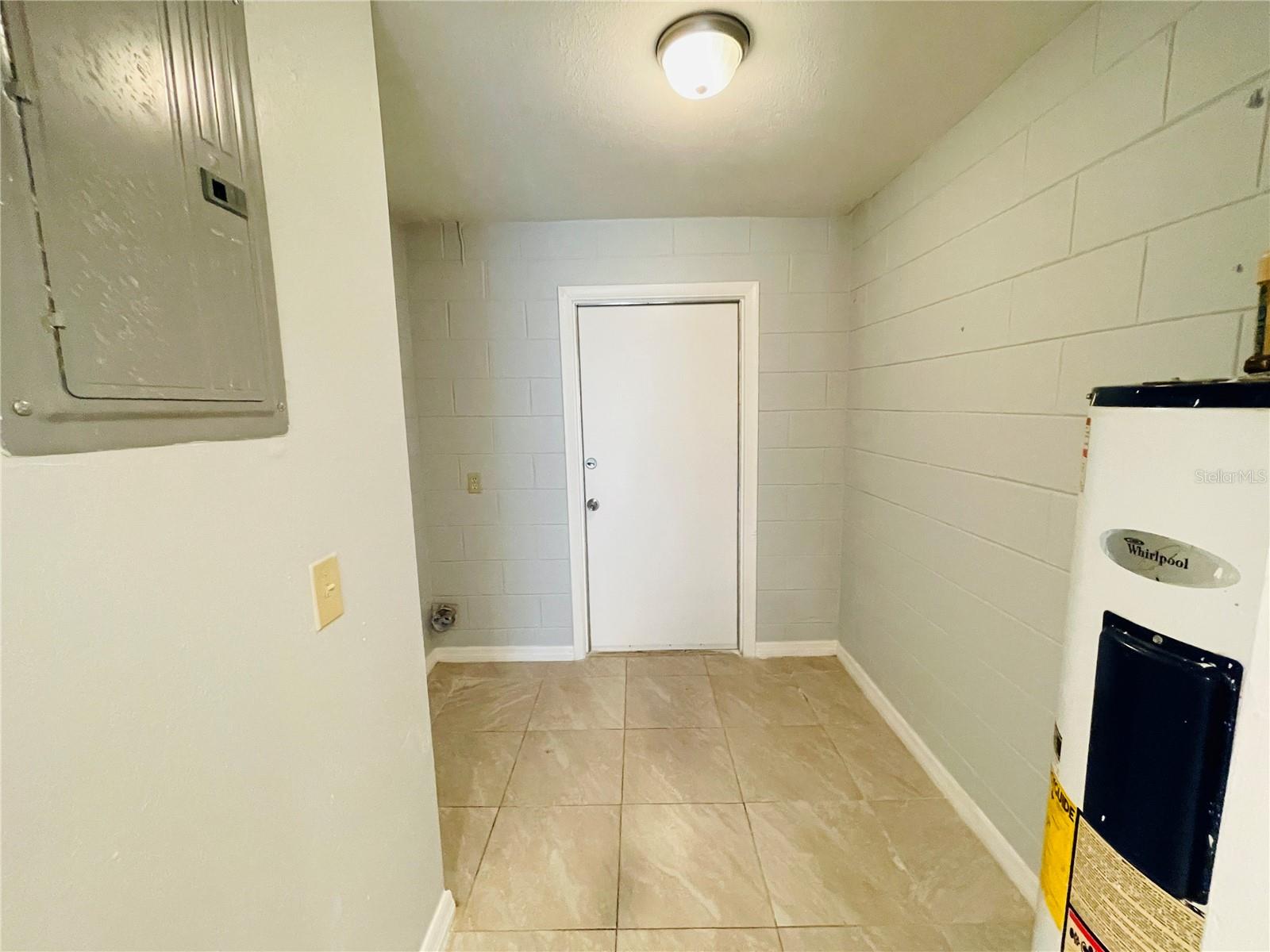 Image 22 of 25 For 11014 Knollview Way