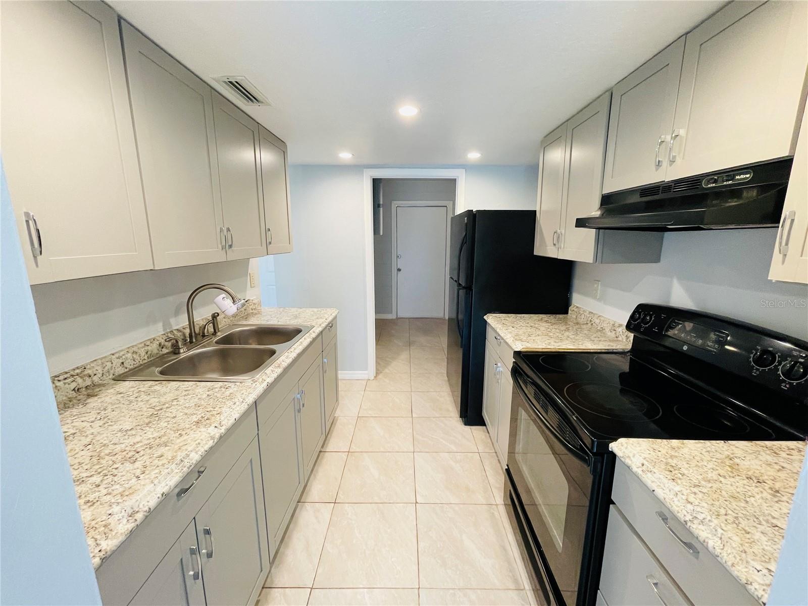 Image 8 of 25 For 11014 Knollview Way