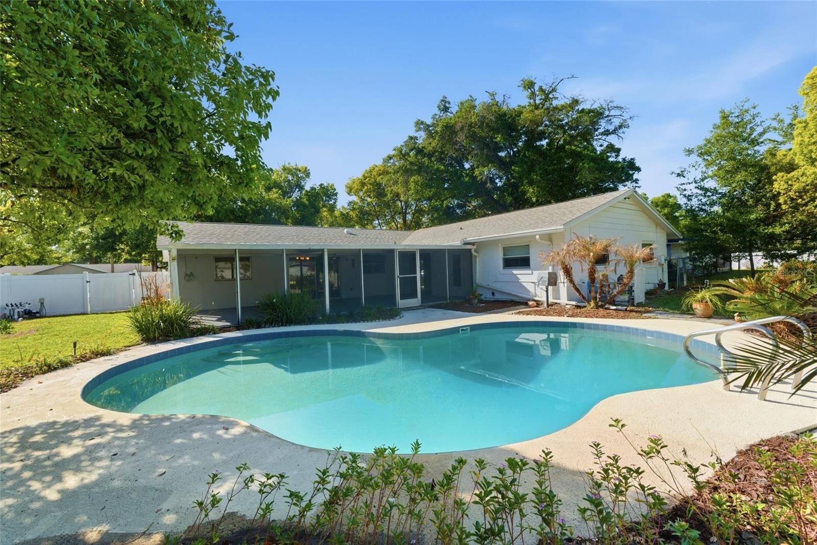 Image 24 of 28 For 2013 Kewannee Trail