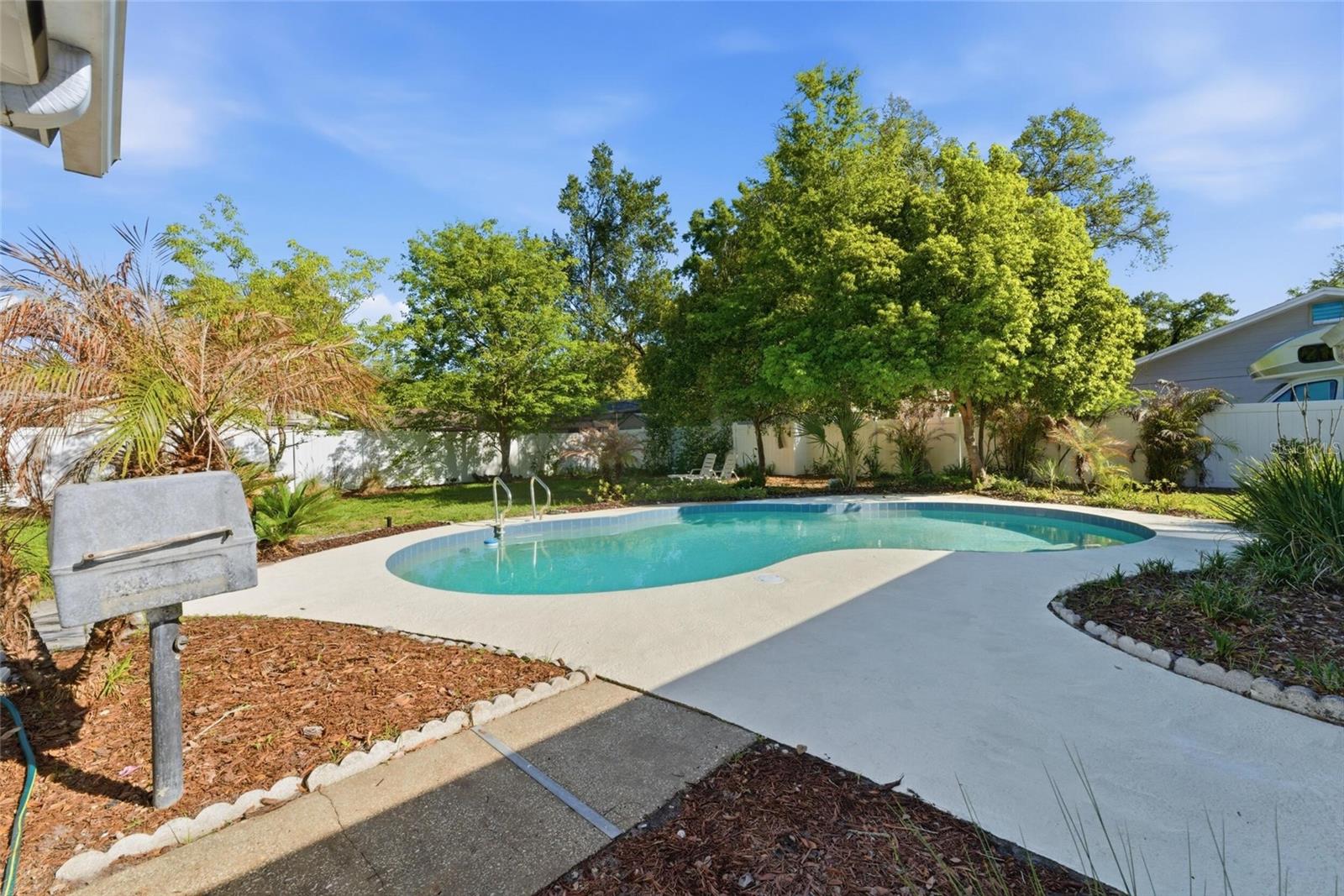 Image 25 of 28 For 2013 Kewannee Trail