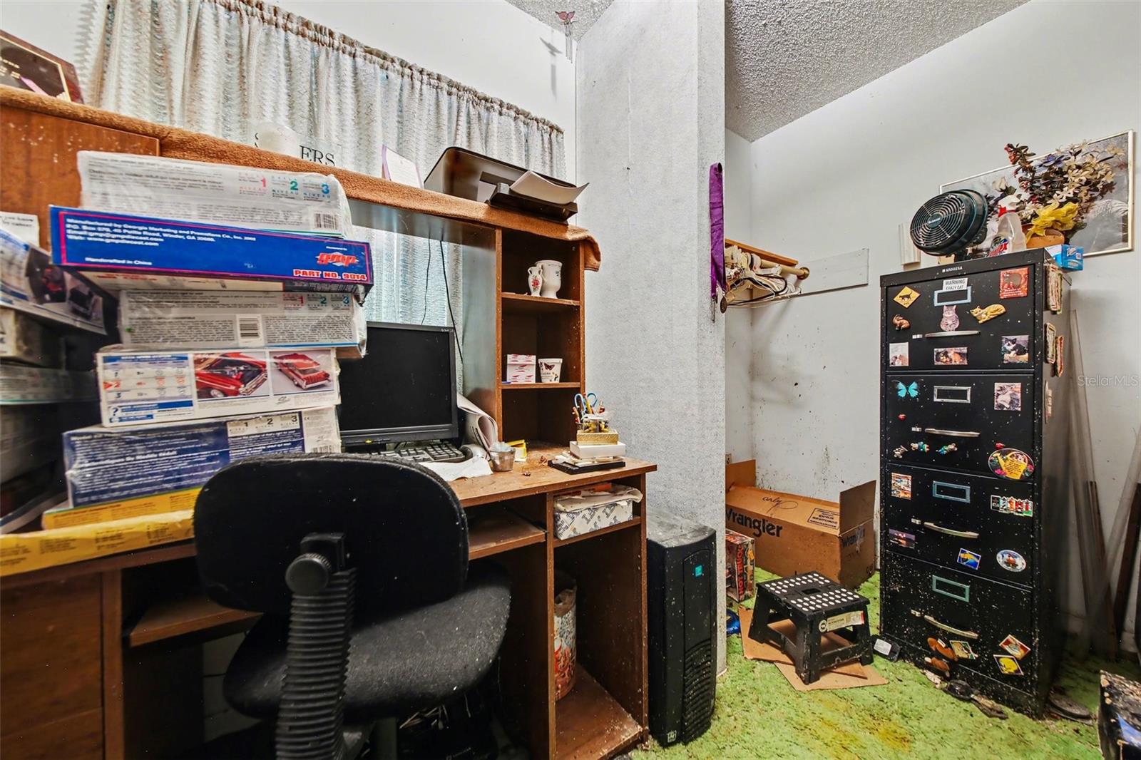 Image 4 of 20 For 420 Diane Court