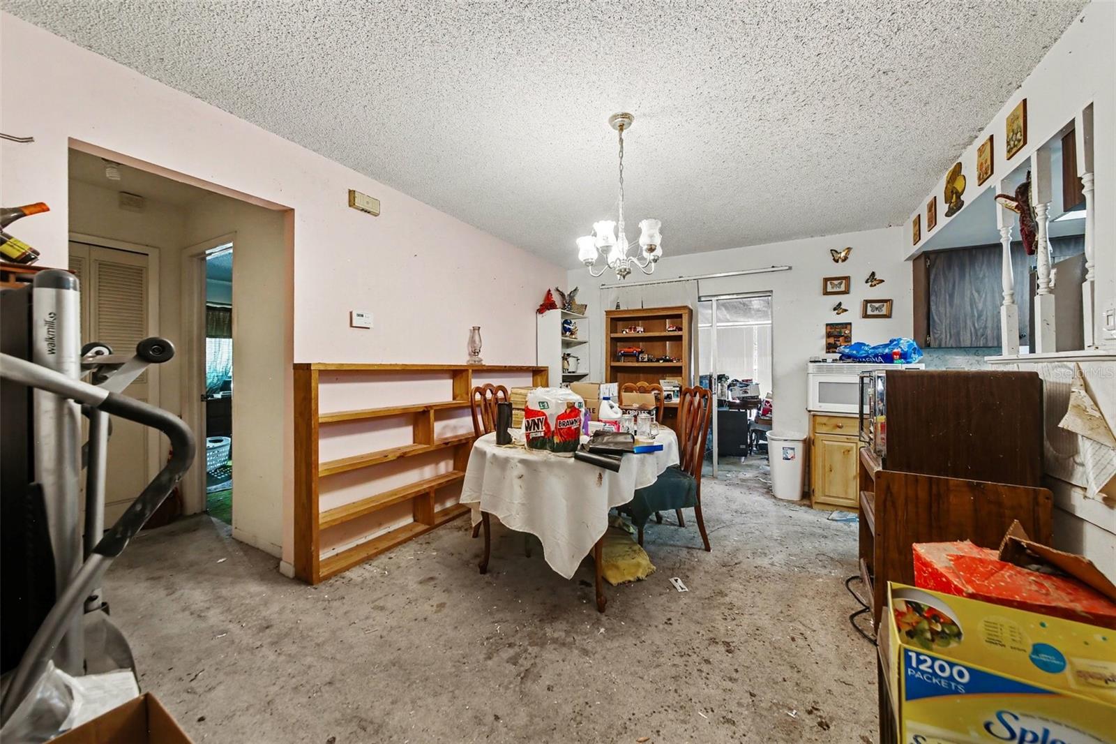 Image 8 of 20 For 420 Diane Court