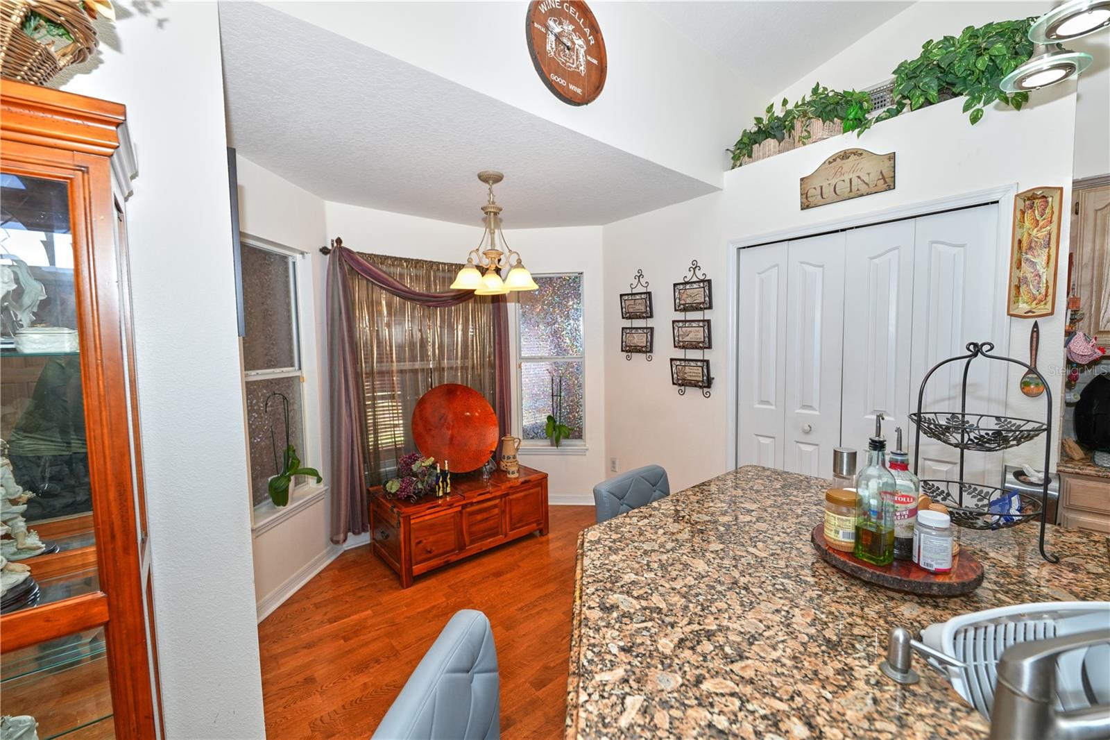 Image 21 of 47 For 103 Olympus Drive