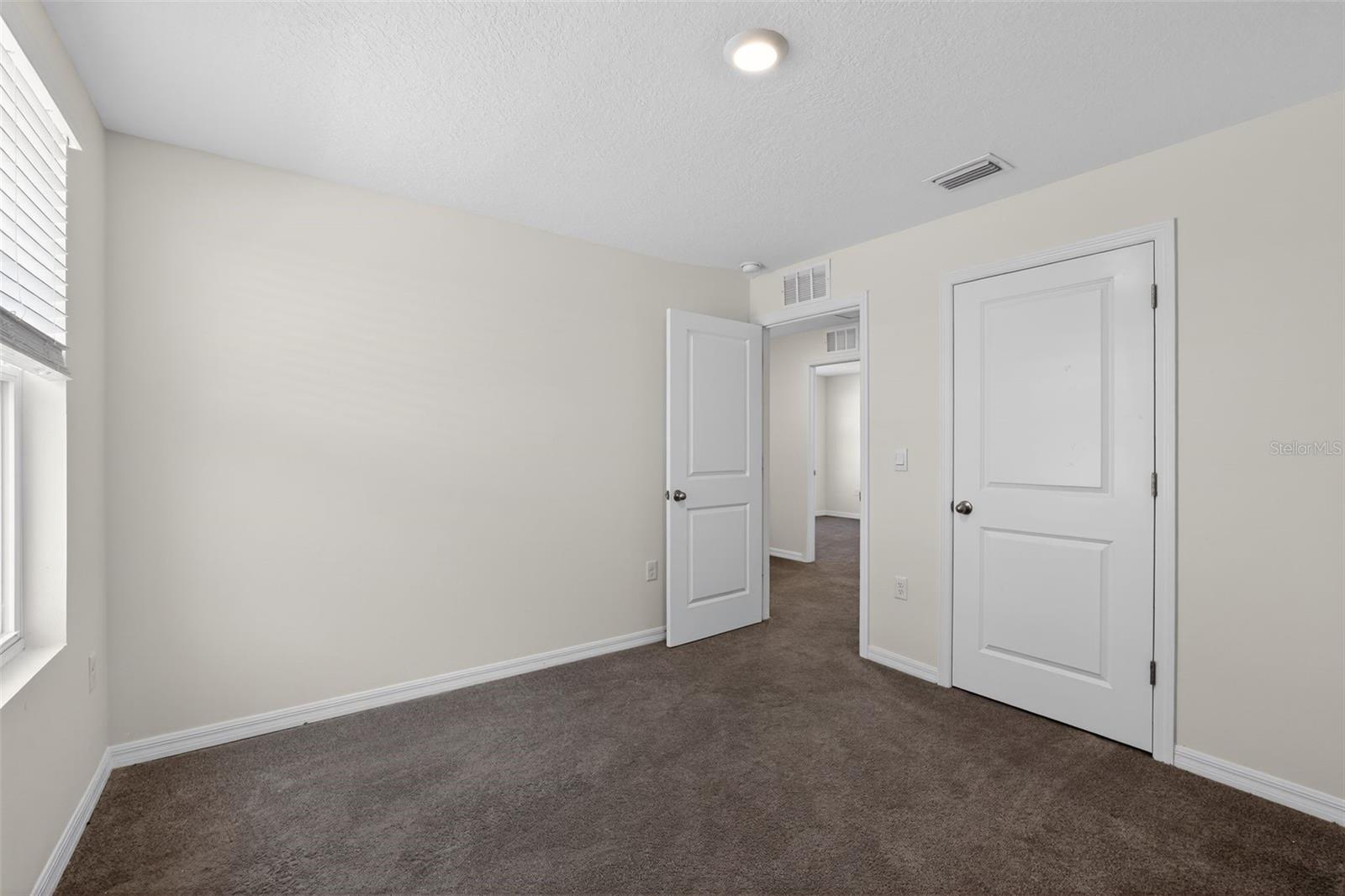 Image 14 of 23 For 451 Sunlit Coral Street