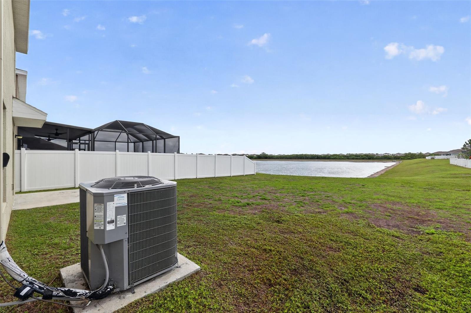 Image 21 of 23 For 451 Sunlit Coral Street