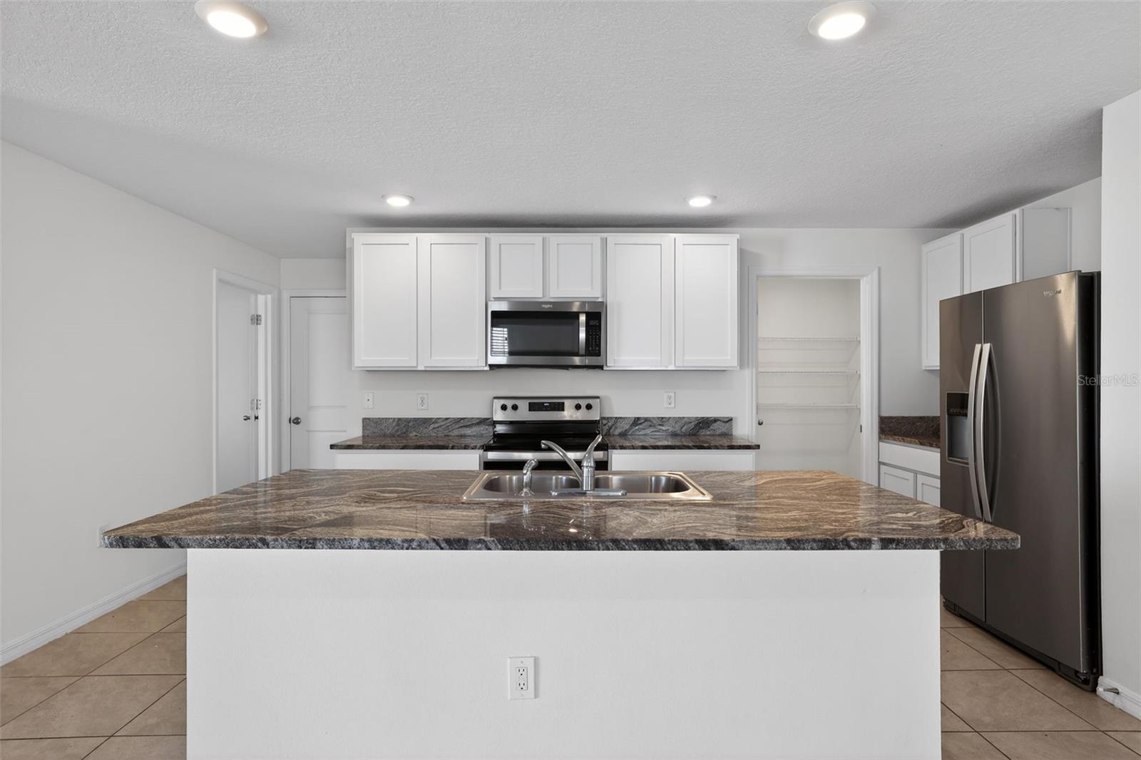 Image 5 of 23 For 451 Sunlit Coral Street