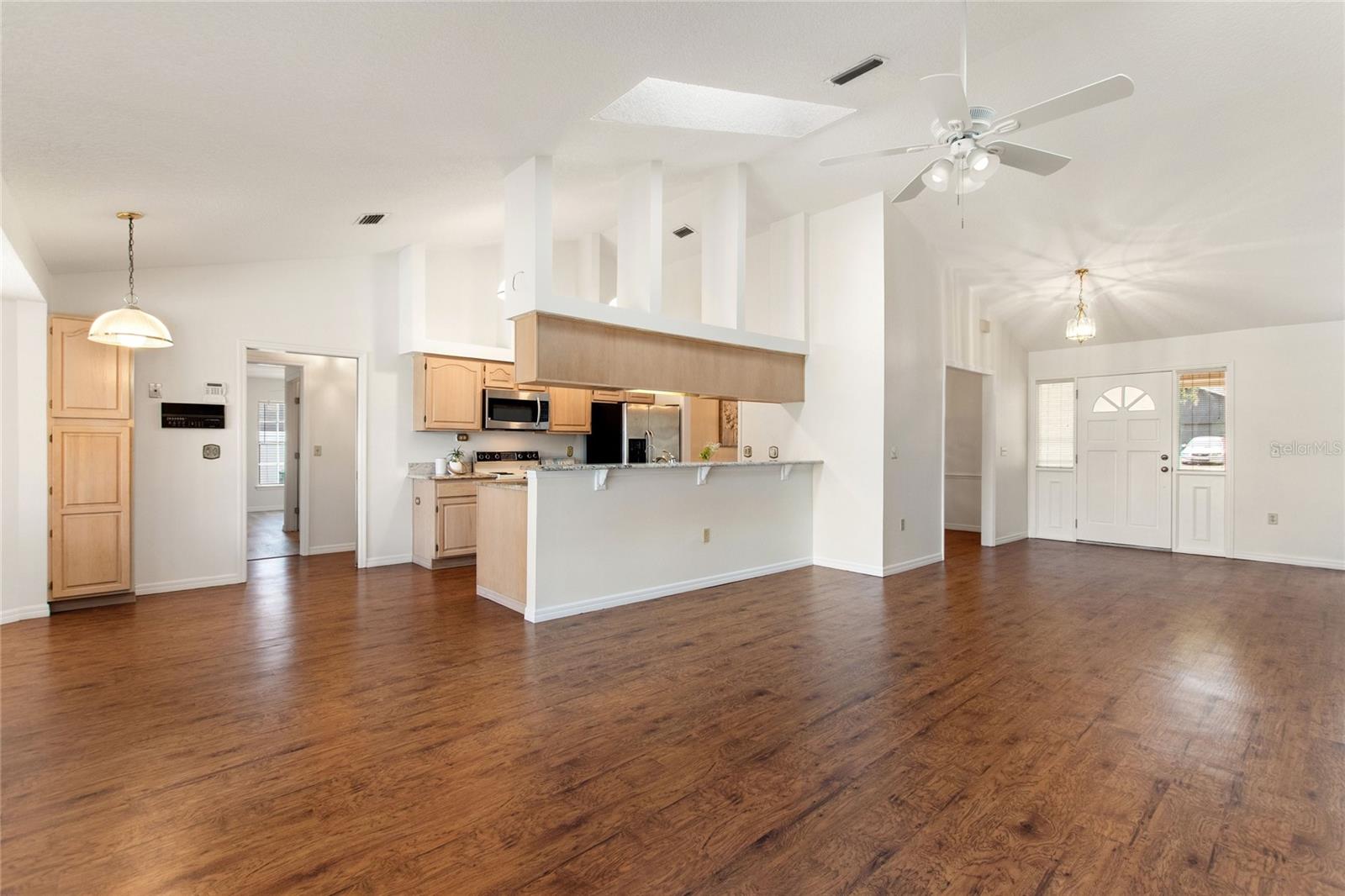 Image 16 of 46 For 7409 Megan Elissa Lane