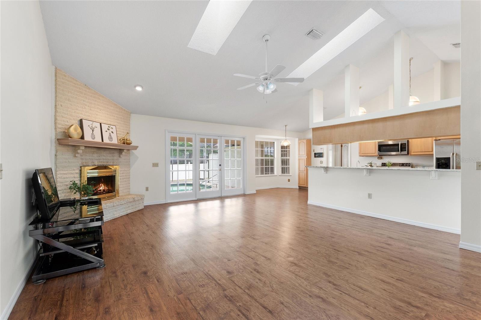 Image 8 of 46 For 7409 Megan Elissa Lane