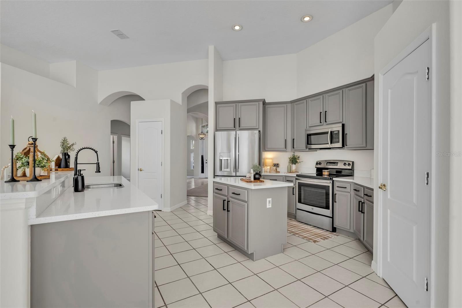Image 12 of 69 For 1054 Landview Court