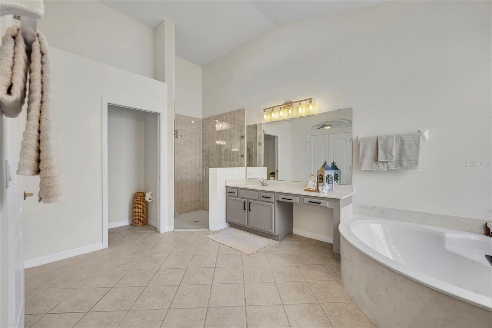 Image 19 of 69 For 1054 Landview Court