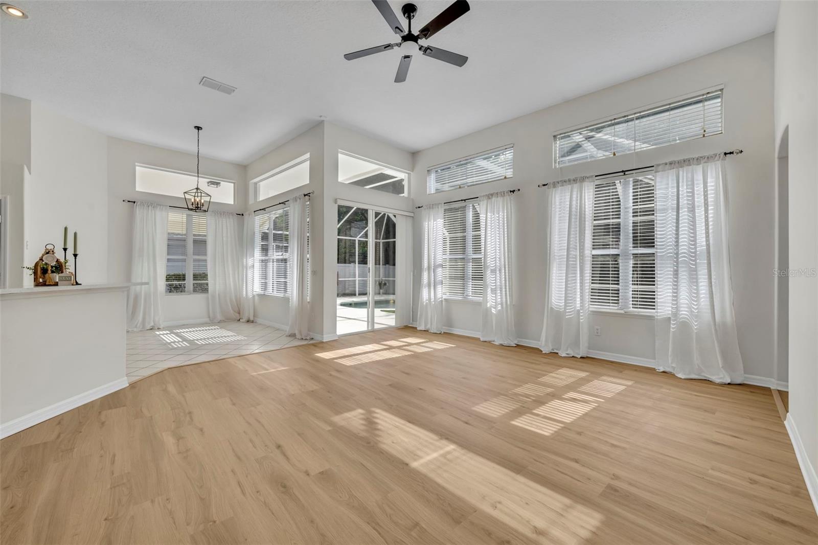 Image 36 of 69 For 1054 Landview Court