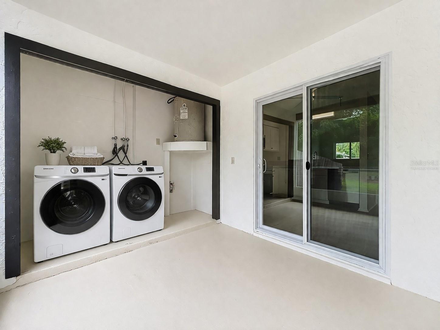 Listing photo id 25 for 10436 Riva Ridge Trail