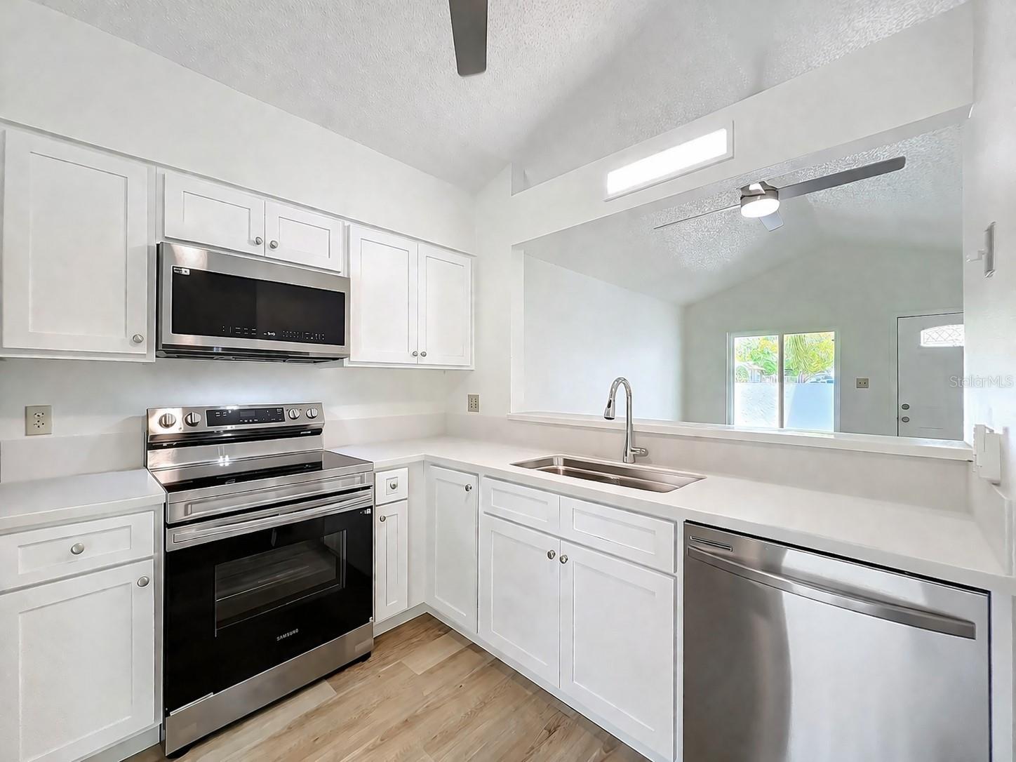 Listing photo id 7 for 10436 Riva Ridge Trail