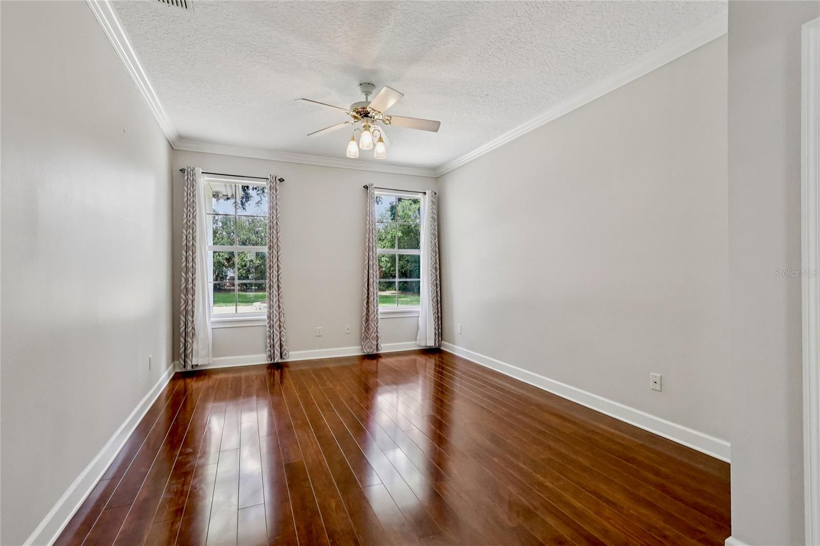 Image 21 of 80 For 2068 Roberts Point Drive