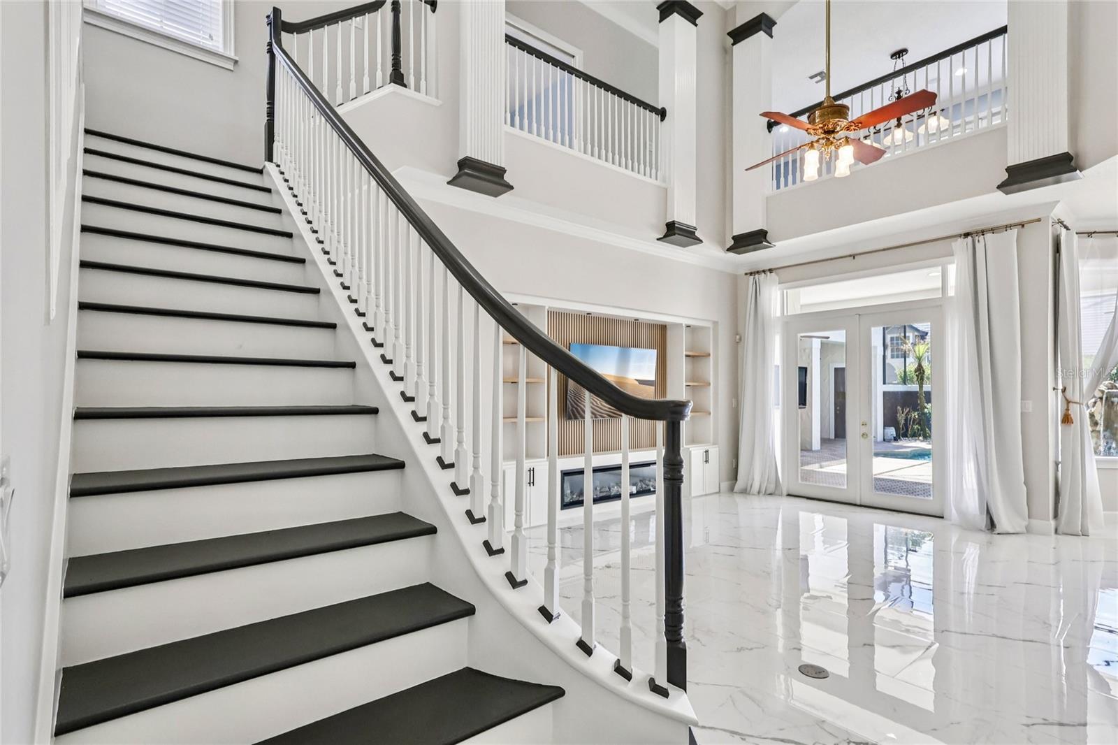 Image 23 of 80 For 2068 Roberts Point Drive