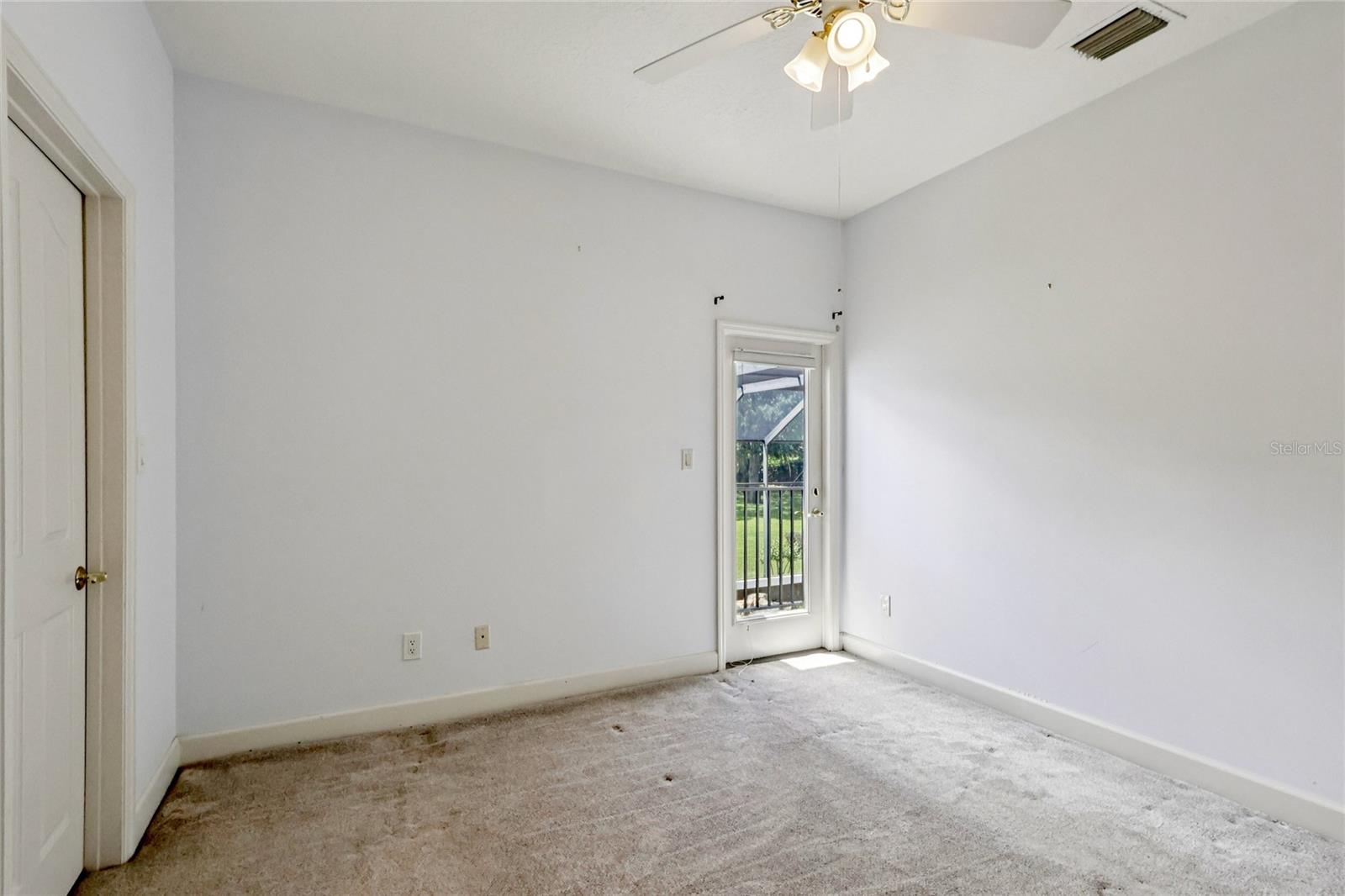 Image 31 of 80 For 2068 Roberts Point Drive